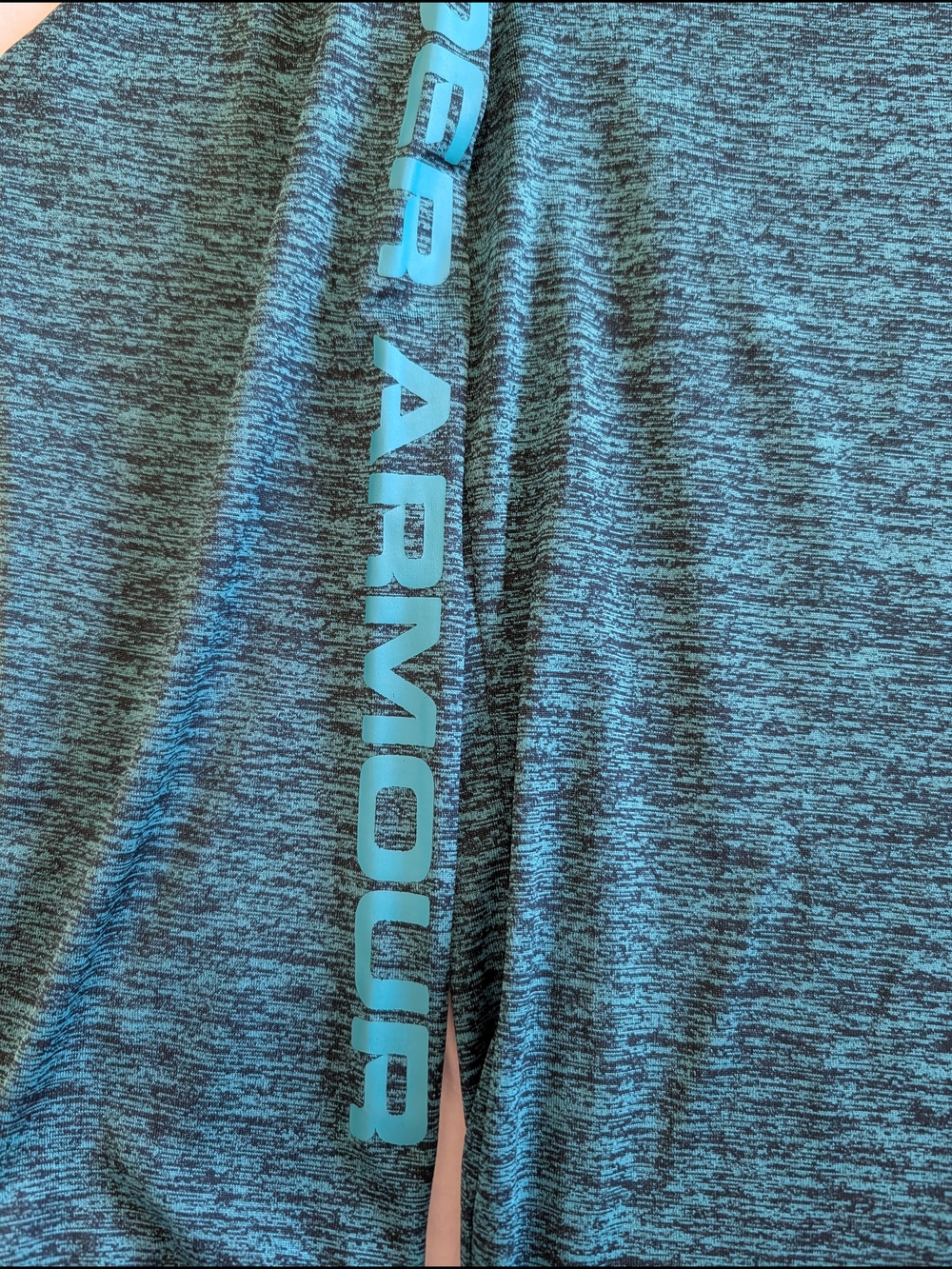 Under Armour Boy's Teal Quarter-Zip Pullover Heat Gear - Picture 5 of 8